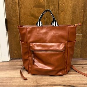 Universal Thread 14.5” Soft Utility Square Backpack